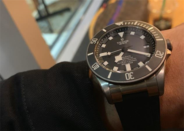 帝舵腕表偷停处理技巧是什么(图) 帝舵腕表偷停处理技巧是什么(图)