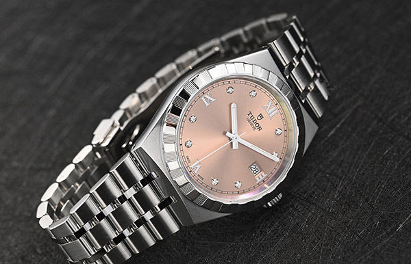 帝舵机芯里面有划痕是啥原因（图）